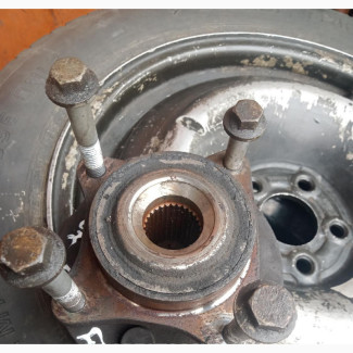 Front Hub Sport 06 Range Rover Model