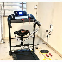 Stndard Foldable Comercial/Home Use Treadmill With Massager