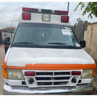 Ford E350 2006 White - Buy and Drive Ambulance