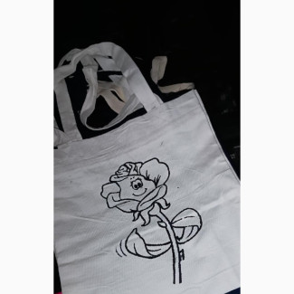 Stylish Tote Bags Available in Multiple Colors