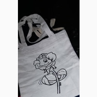 Stylish Tote Bags Available in Multiple Colors