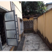 A Two Rooms Office Space Is to Let on Western Venue S/Lere