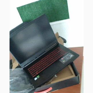 MSI GF75 Thin 8GB Intel Core I7 SSD 512GB Gaming Laptop
