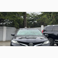 Toyota Camry XLE V6 (3.5L V6 8A) 2019 Black