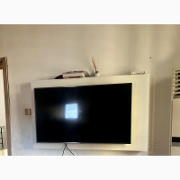 LG TV 65inches