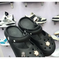 Fashionable Ladies Crocs