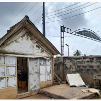 4 Shops at Igbogbo Ikorodu by Igbe Road Junction