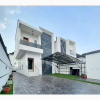Furnished 5bdrm Duplex in Palm City, Ajah for Sale