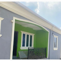 2bdrm Block of Flats in Dove Estate, Akala Express for rent