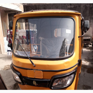 TVS Neo NX 2023 Yellow
