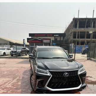 Lexus LX 2017 Black