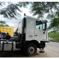 Shacman F3000 Tractor Head