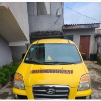 Hyundai Starex 2007 Yellow