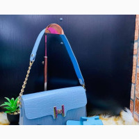 Hermes Women#039;s Leather Handbags - Trendy and Chic