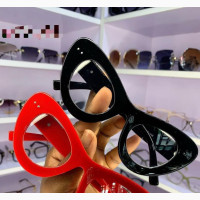 Gucci Classic Sunglasses - Brand New, Unisex, Glitter Accents