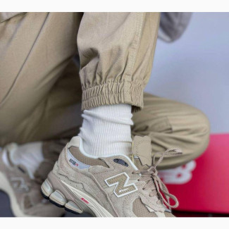 New Balance 2002R “Protection Pack-Drift Wood”Sneakers