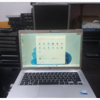 Laptop 4GB Intel HDD+SSD 500GB