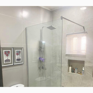 Brand New Master Shower Enclosure with 10mm Tempered Glass