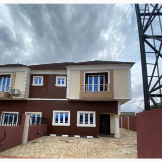 4bdrm Duplex in Ikolaba Ibadan for rent