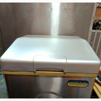 Polar Refrigeration Ice Cube Maker