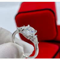 Stunning VVS Moissanite Diamond Ring