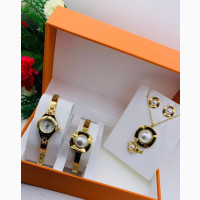 Classic Fashionable Women#039;s Wristwatch - Soxy Brand