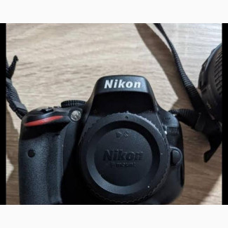 Nikon D5100 Camera