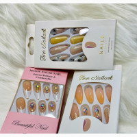 Press on Nails Luxury Design Nails+ Gum