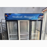 Brand New Vertical Showcase Chiller With Good Quality
