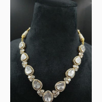 Elegant Green Necklace Earrings for Women - Brand New