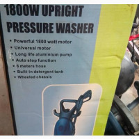 Challenge Xtreme Upright Pressure Washer With Soap Tank