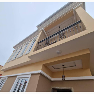 Luxurious 5 Bedroom Duplex in Omole Phase 2 for Rent