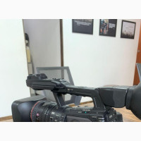 Canon XF 305 Camcorder