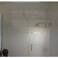 Frameless Glass Bathroom Cubicle With Hinge Door
Frameless Glass Bathroom Cubicle With Hinge Door, Constructed With 10mm Toughen Plain Glass And Frost