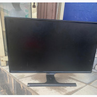 Samsung Flat Screen Monitor - Perfectly Working