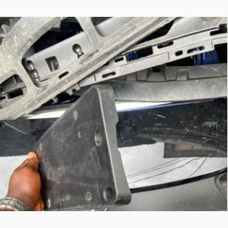 All Model of Mercedes Benz Plate Number Sitting Are Availabl