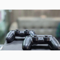PS4 Slim With 2 Controllers - Neat UK Used