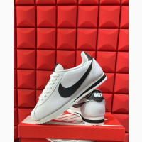 High Quality NIKE Sneakers Available in Store