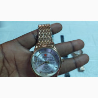 Look World Gold Wristwatch