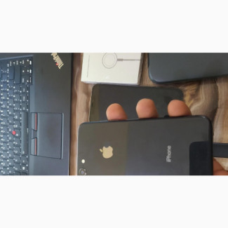 Apple iPhone 8 64 GB Gray - Mint Condition