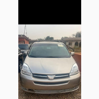 Toyota Sienna 2005 Brown