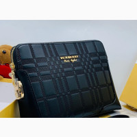 Original Burberry Clutches Bags Available in Store