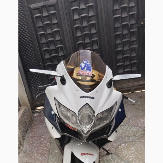 Suzuki GSX 2010 White