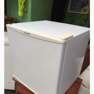 Exquisite Bedside Fridge - Powerful and Versatile