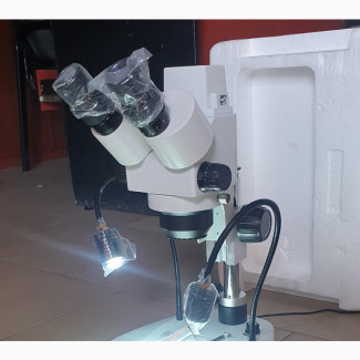 Digital Stereo Zoom Microscope with Built-in Camera (3.0m)