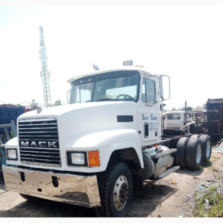 Mack CH Double Axle, Camel Spring