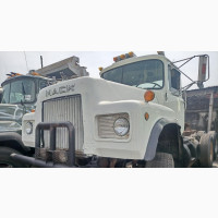 Mack Trailer Head - Perfect Condition