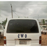 Toyota HiAce 2000 White - Clean and Reliable