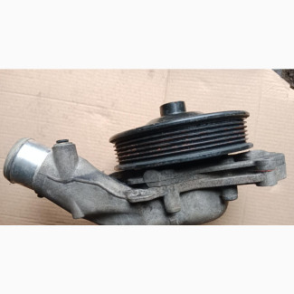 Water Pump Range Rover Vogue 2015