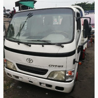 Toyota Dyna Six Tyres